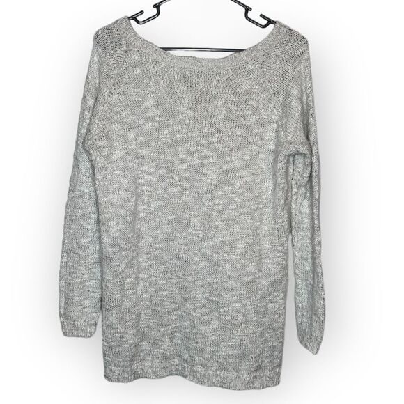 Aerie Happy Winter Sweater size Medium - Picture 2 of 4